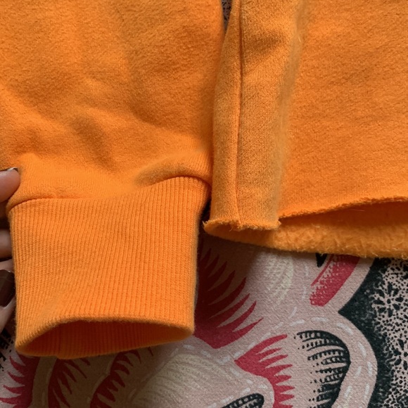 Tna crewneck - Picture 3 of 3